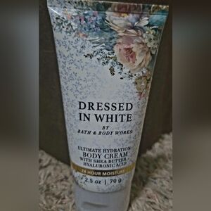 Bath & Body Works Dressed in White Floral Body Cream